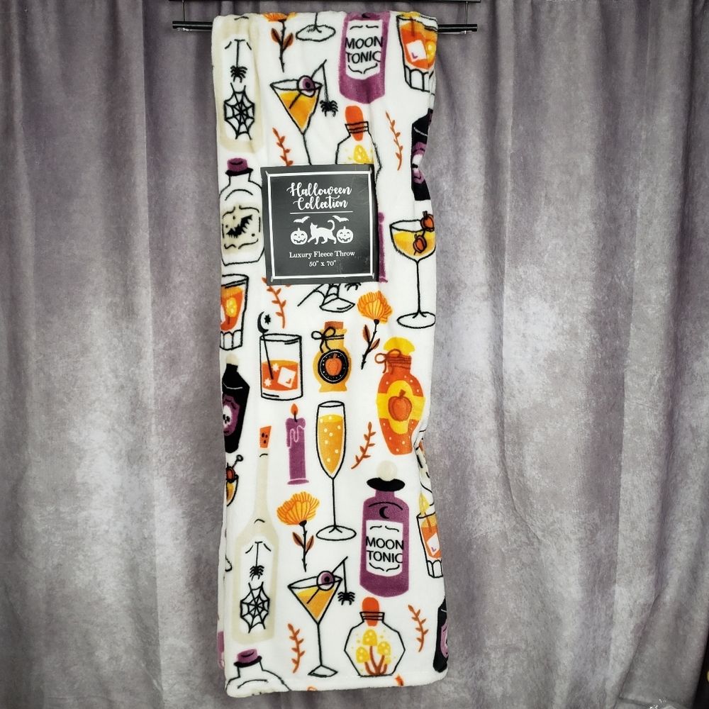 Halloween "Moon Tonic" Cocktail Potion Soft Plush Throw Blanket 50"x70"